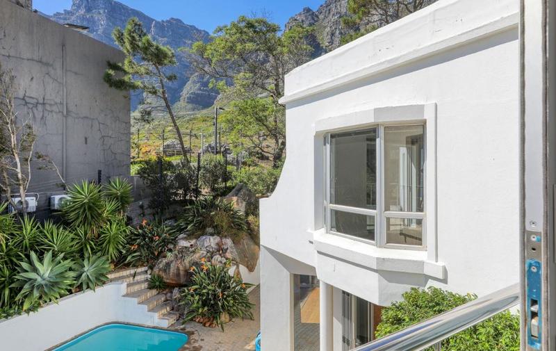 4 Bedroom Property for Sale in Camps Bay Western Cape
